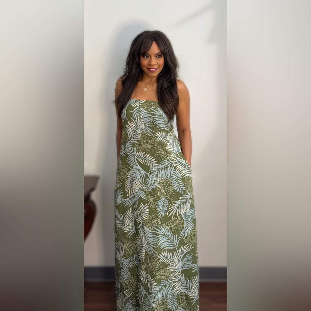 NWT-Green Leaf Print Maxi Dress